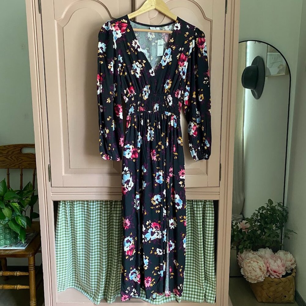 NWT GAP Floral‎ Smocked V-Neck Maxi Dress